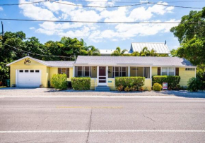Gulf Shore Cottage - Anna Maria, FL by TS